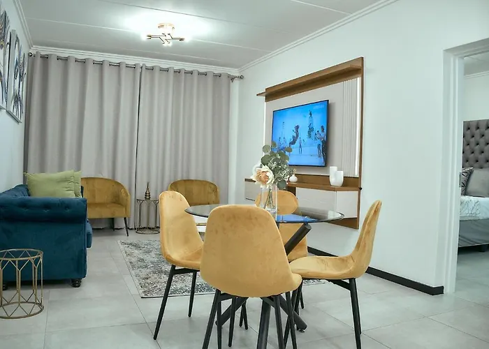 Medon Luxury Suites With Power Back Up Bryanston Sandton